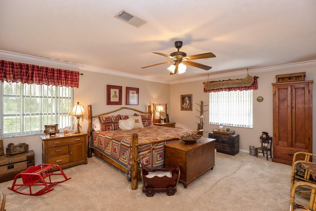 900 N Citrus Avenue, Howey in the Hills, FL 34737 Photo