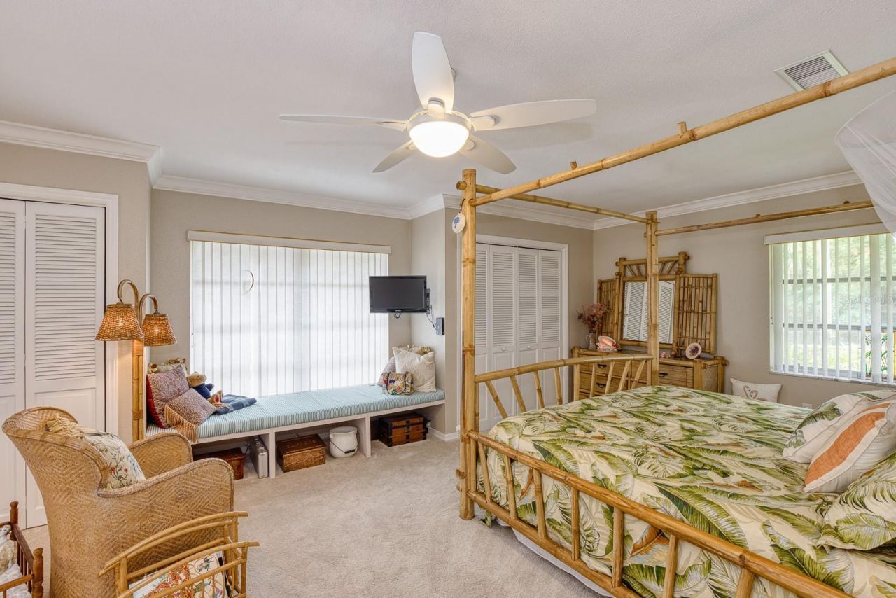 900 N Citrus Avenue, Howey in the Hills, FL 34737 Photo
