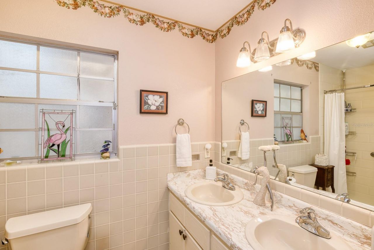 900 N Citrus Avenue, Howey in the Hills, FL 34737 Photo