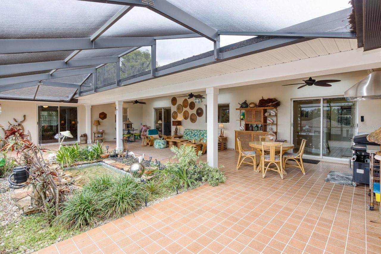 900 N Citrus Avenue, Howey in the Hills, FL 34737 Photo