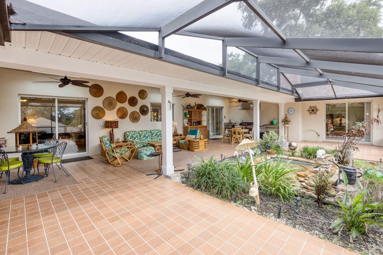 900 N Citrus Avenue, Howey in the Hills, FL 34737 Photo