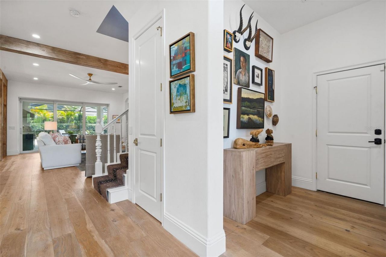 1915 Clematis Street, Sarasota, FL 34239 Photo