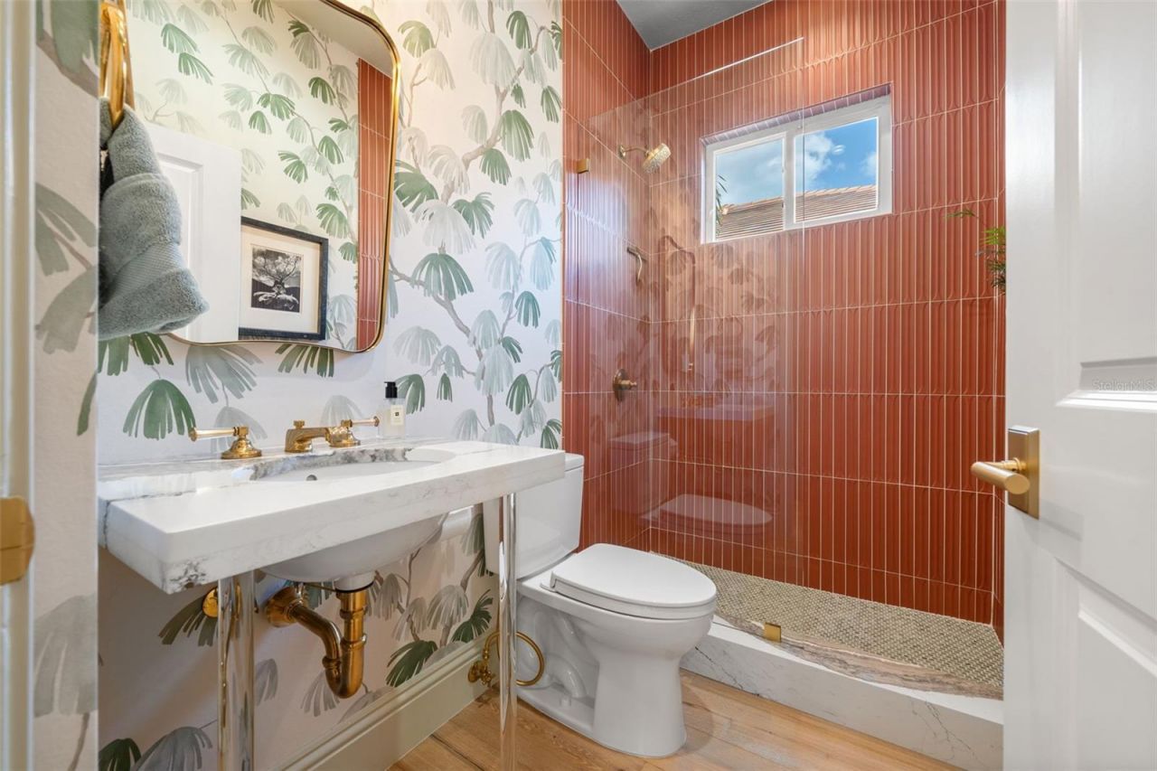 1915 Clematis Street, Sarasota, FL 34239 Photo