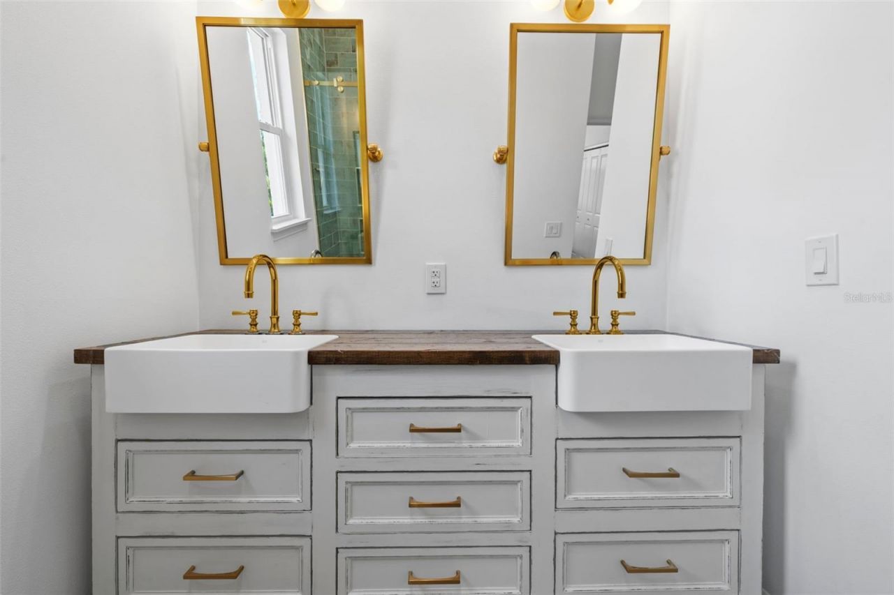 1915 Clematis Street, Sarasota, FL 34239 Photo
