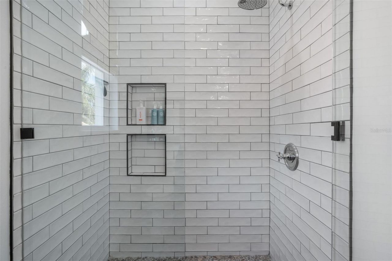 1915 Clematis Street, Sarasota, FL 34239 Photo