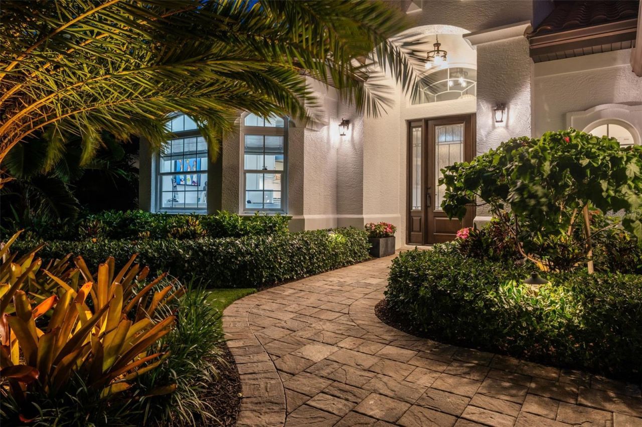 1915 Clematis Street, Sarasota, FL 34239 Photo