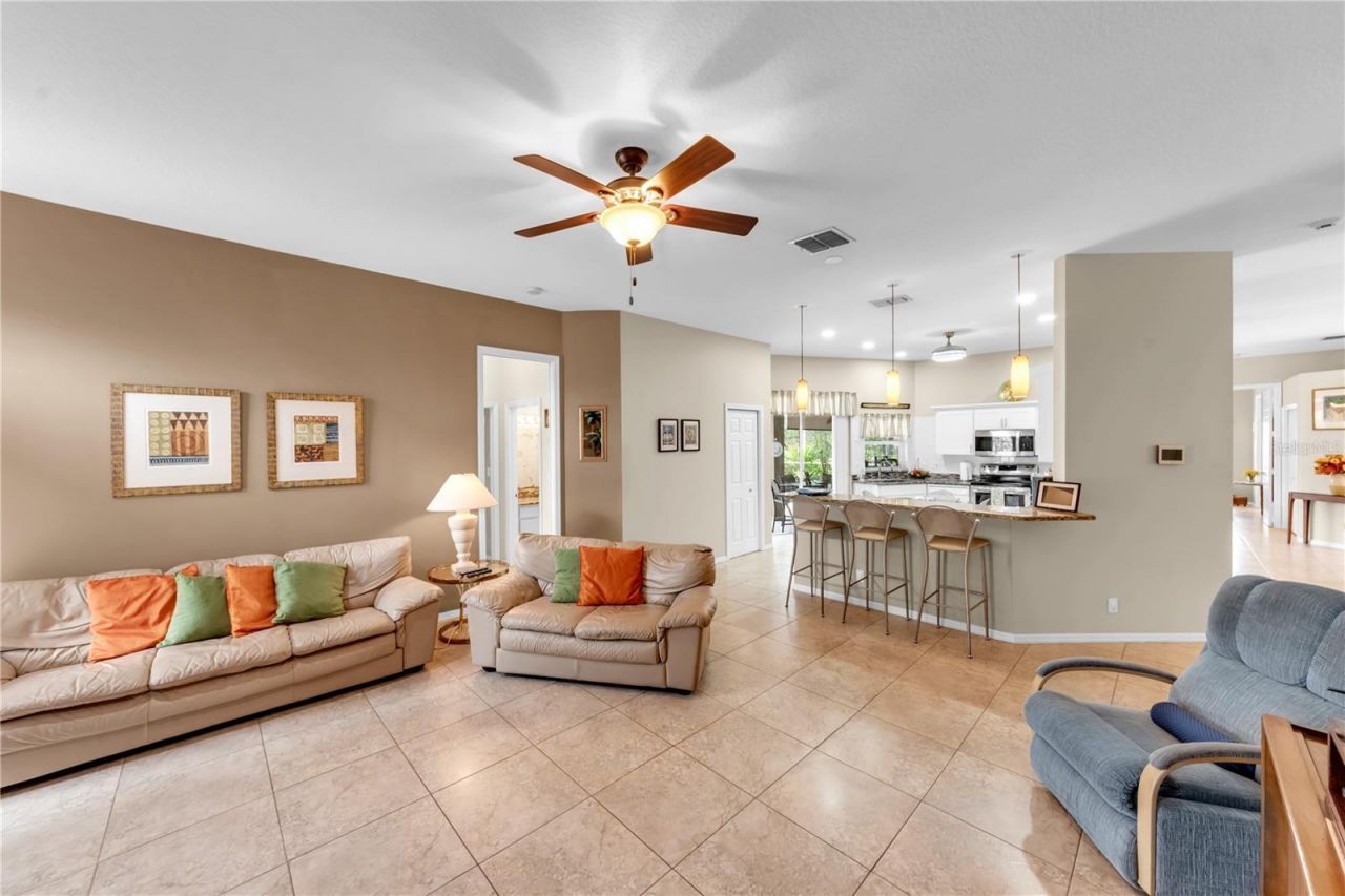 7816 Marigold Avenue, Tampa, FL 33614 Photo