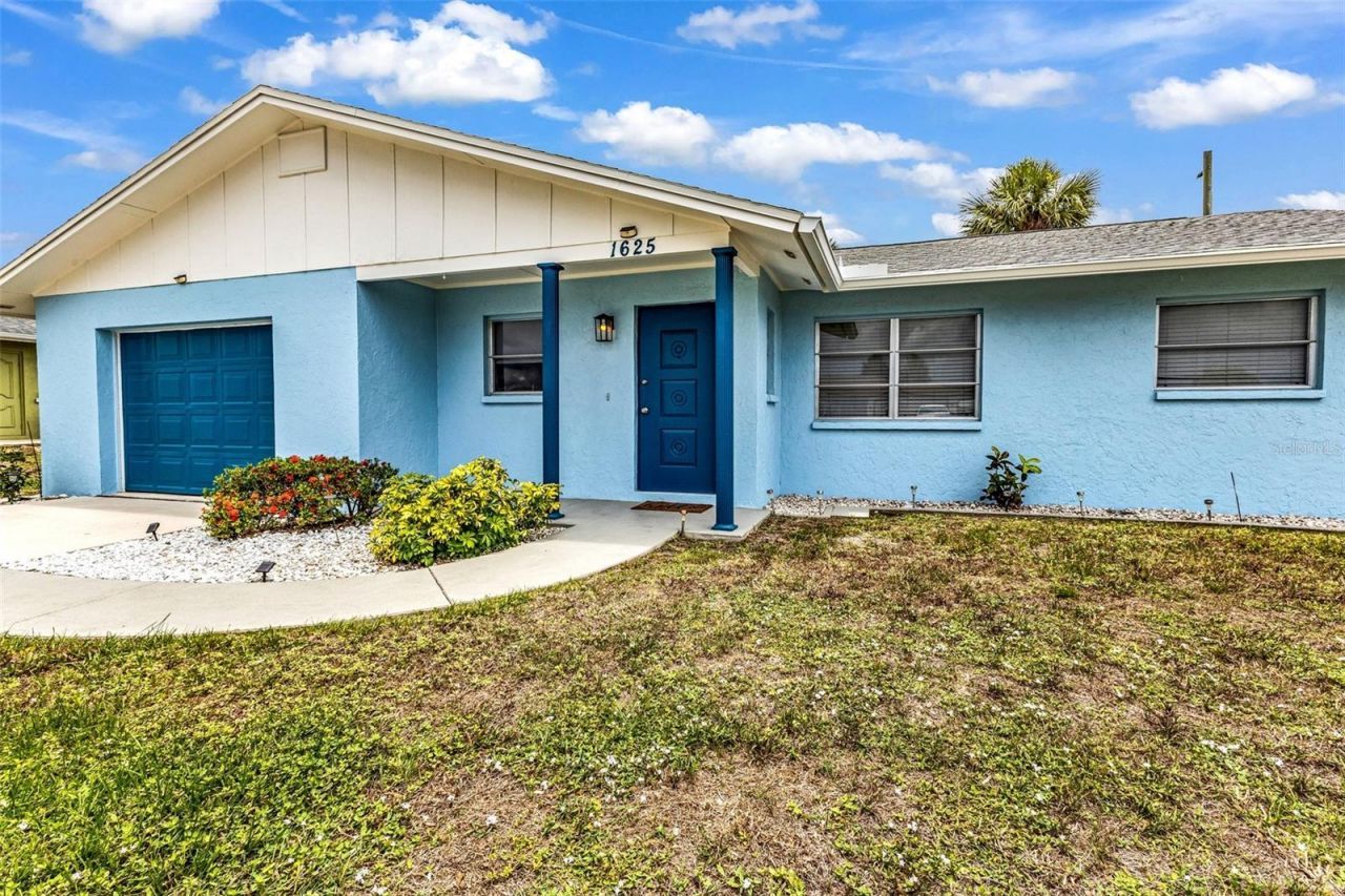 1625 Loralin Drive , Englewood, FL 34223 Main Photo