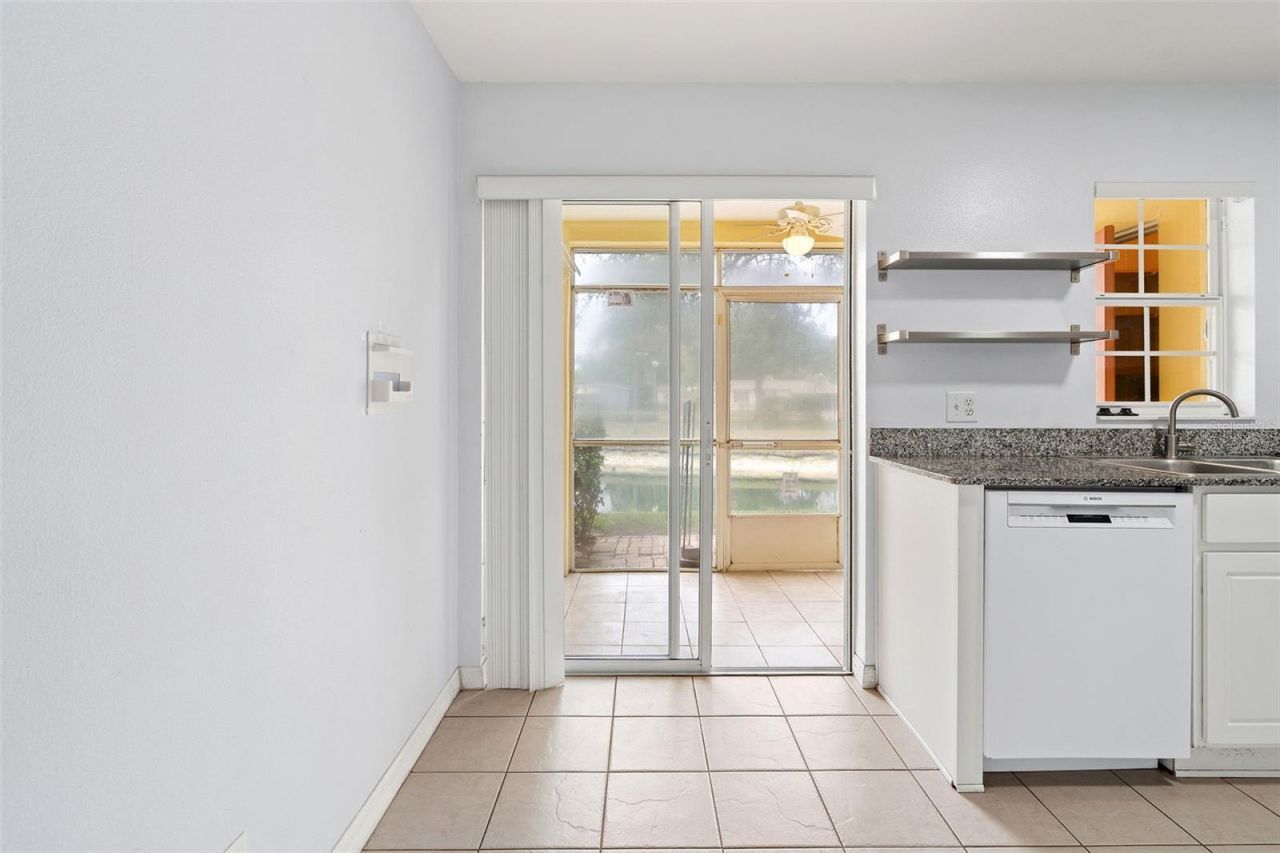 170 Coquina Bay Drive , Saint Petersburg, FL 33705 Photo