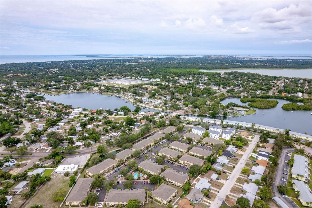 170 Coquina Bay Drive , Saint Petersburg, FL 33705 Photo