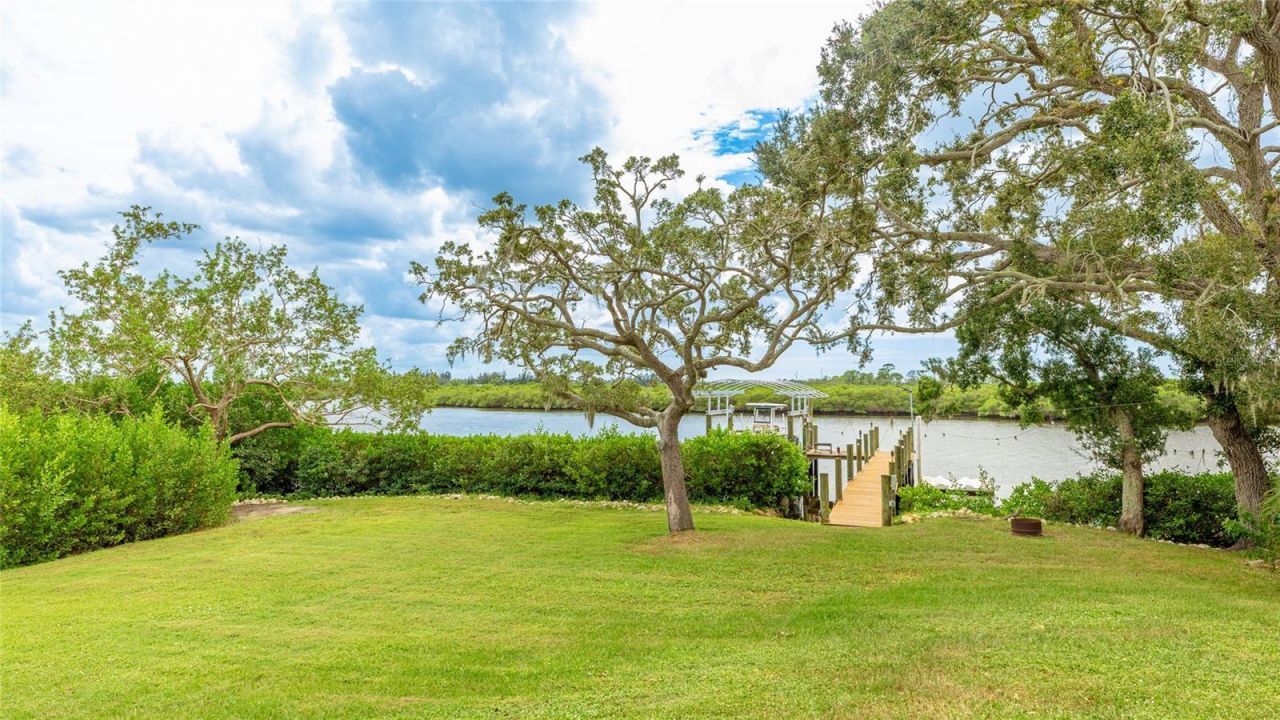 4304 14th Avenue E, Bradenton, FL 34208 Photo