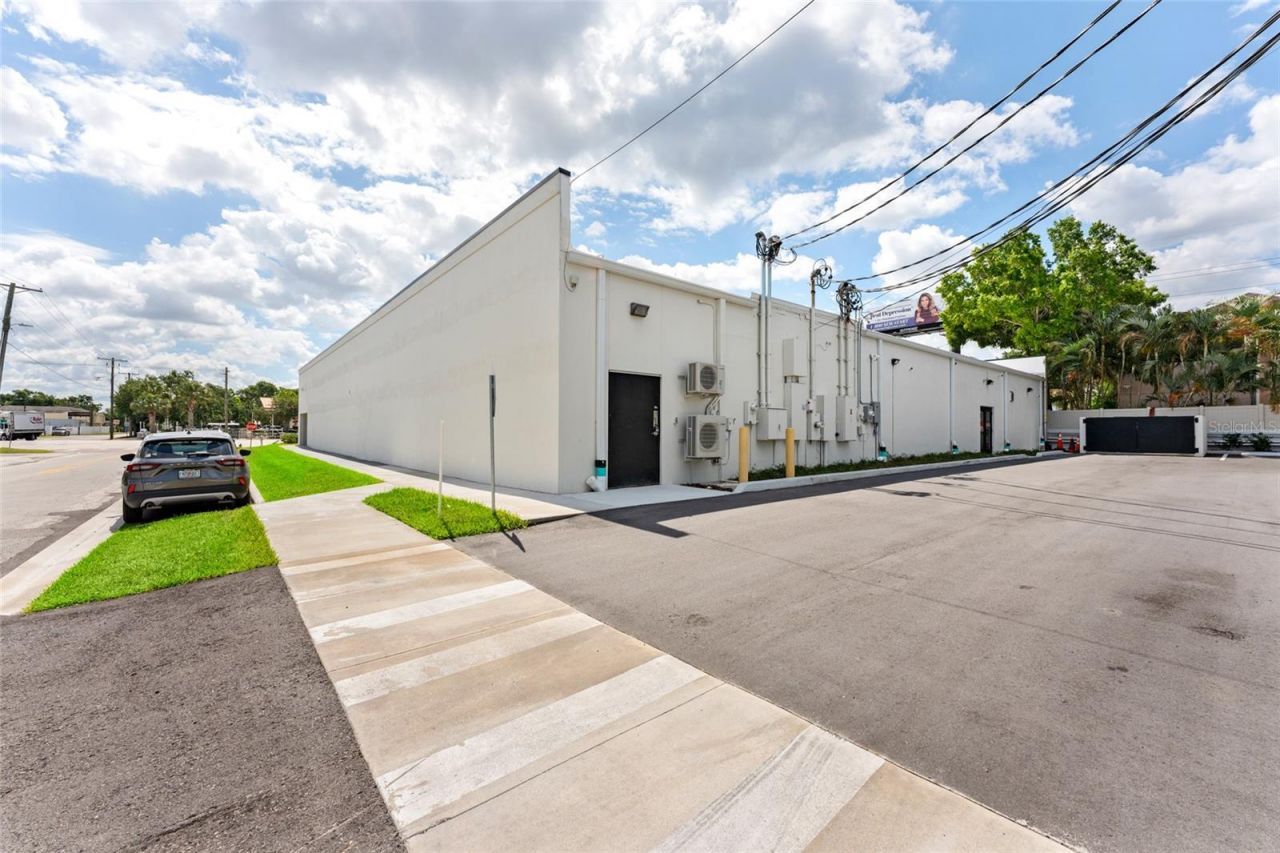 418 N Dale Mabry Highway , Tampa, FL 33609 Photo