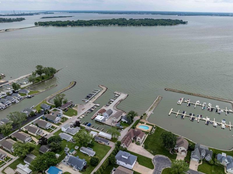 1875 S Bayview Drive, Marblehead, OH 43440 Photo 5