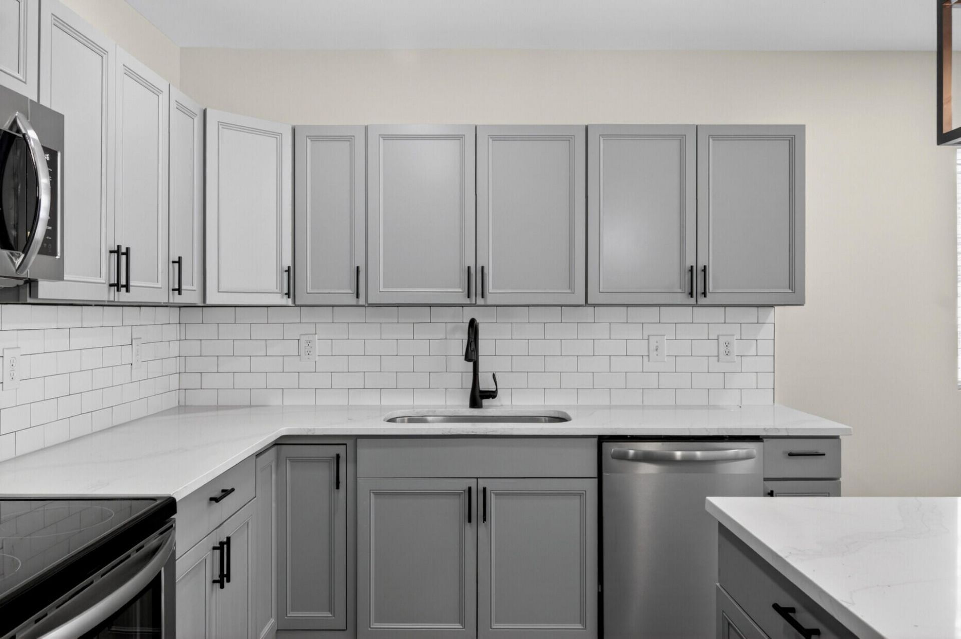2116 Commander Road Photo 12
