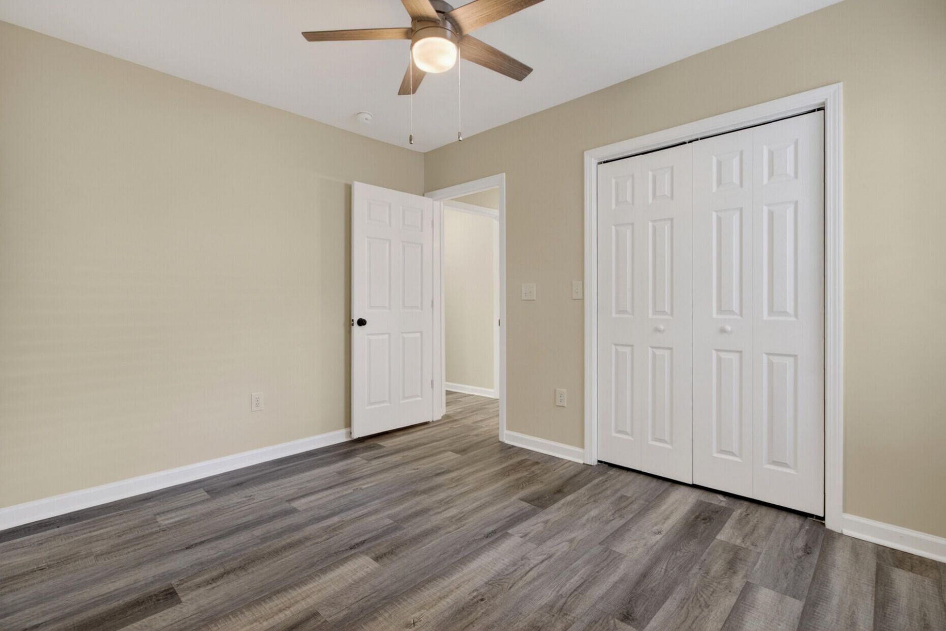 2116 Commander Road Photo 22