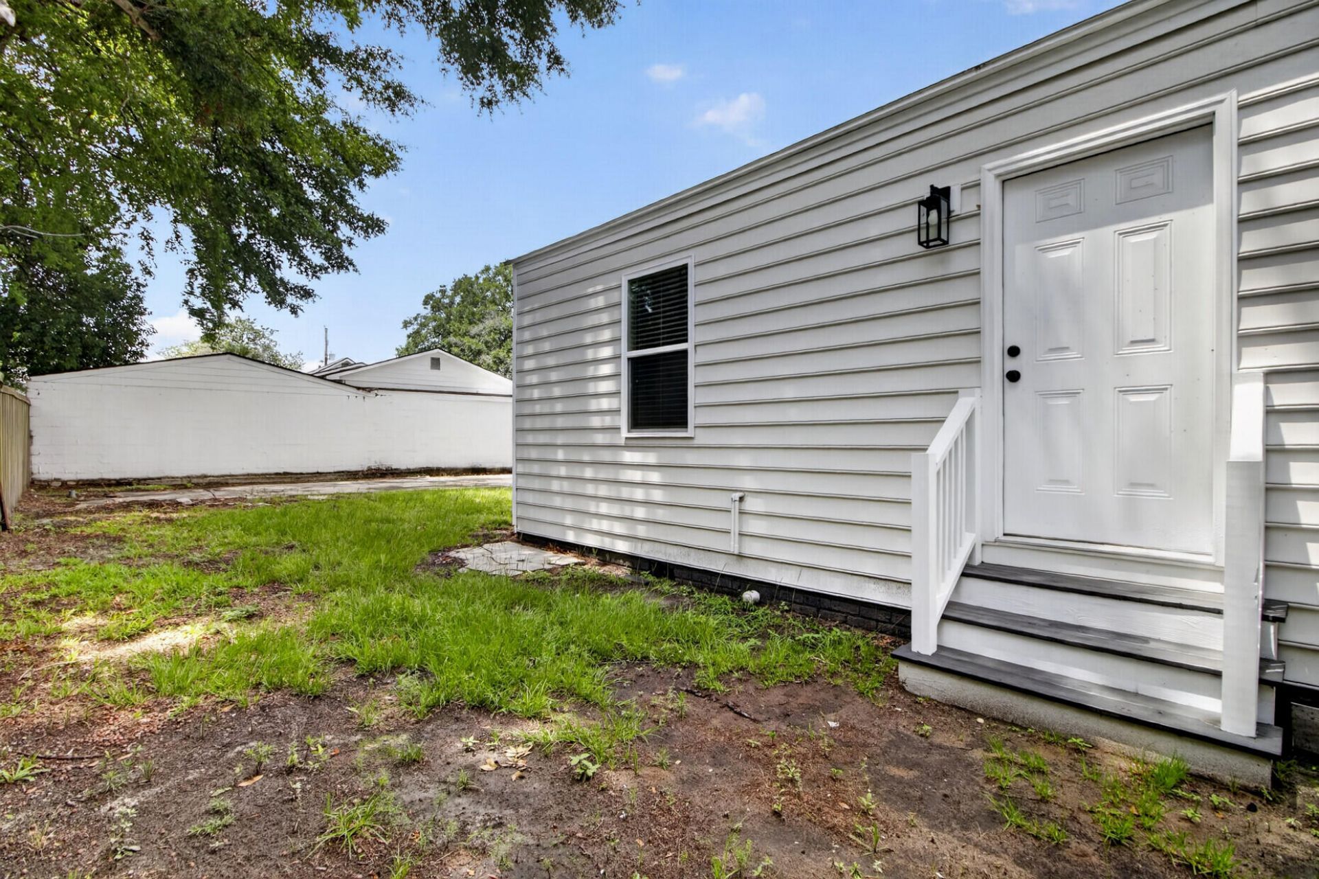2116 Commander Road Photo 27