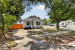 2116 Commander Road photo 4