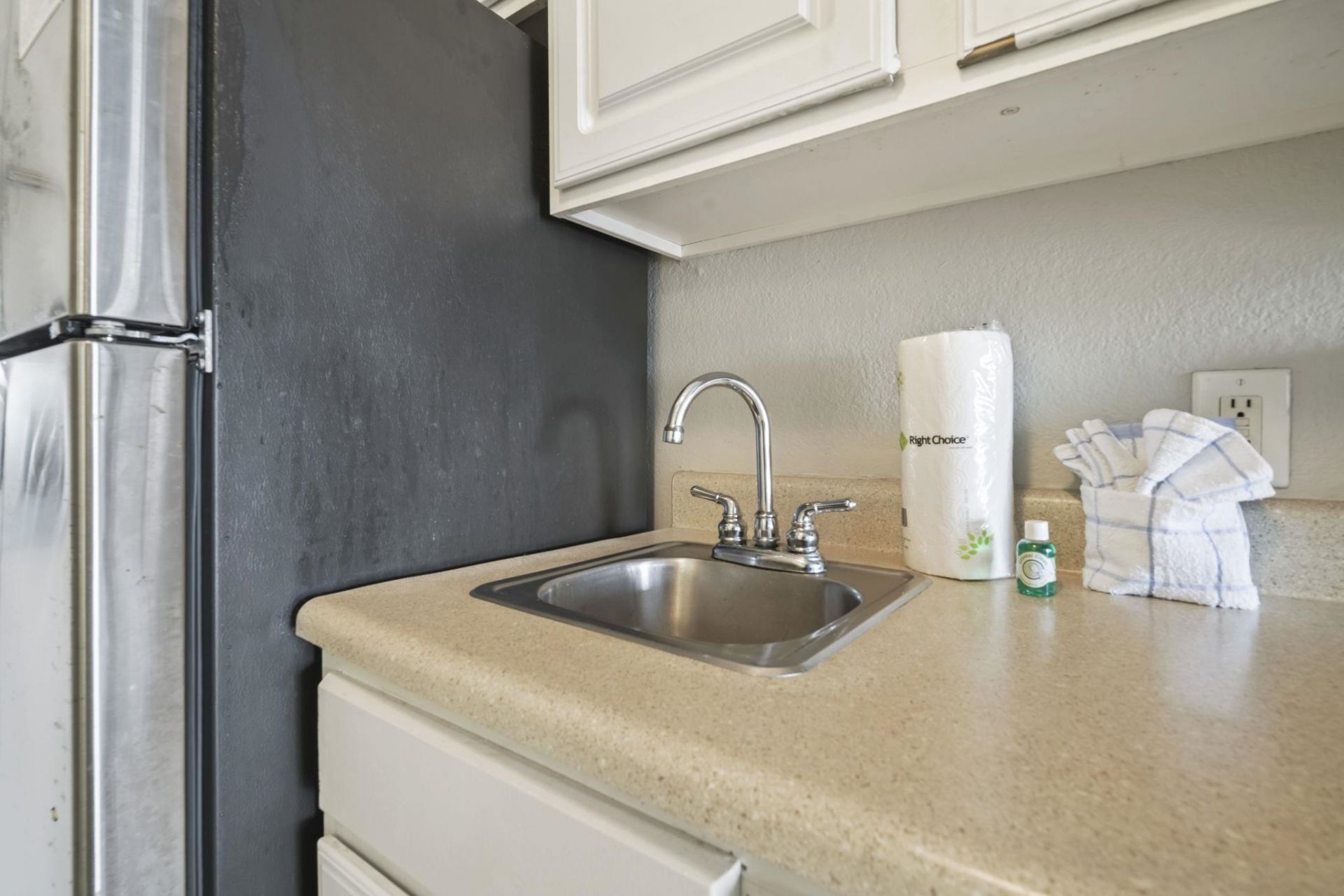 1207 S Ocean Blvd.  Photo 4