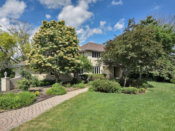 190 Betty Drive , Inverness, IL 60010