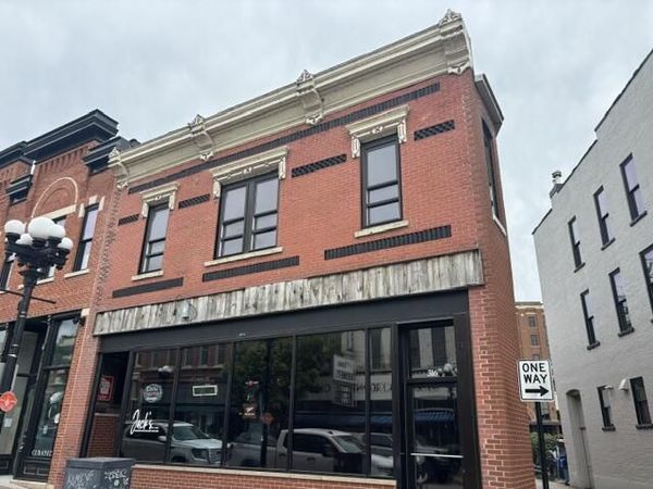 318 Pearl St, La Crosse, WI 54601