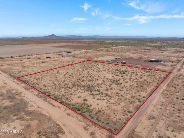 00 Long Rifle Road, Unit '-', Aguila, AZ 85320