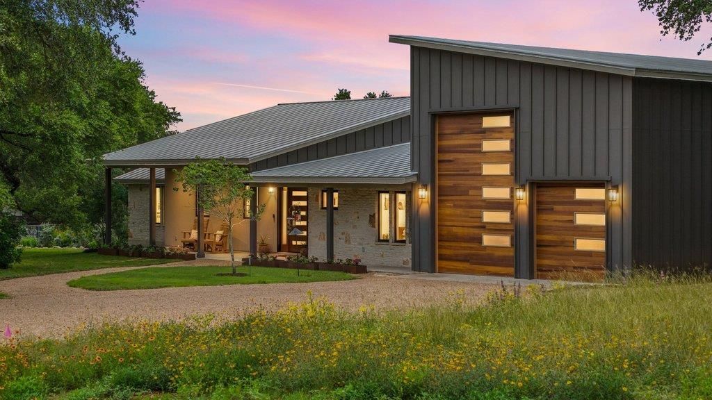 9207 Claxton Dr, Austin, TX 78736 Main Photo
