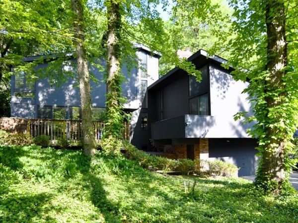 1944 Laurel Hill Drive, South Euclid, OH 44121