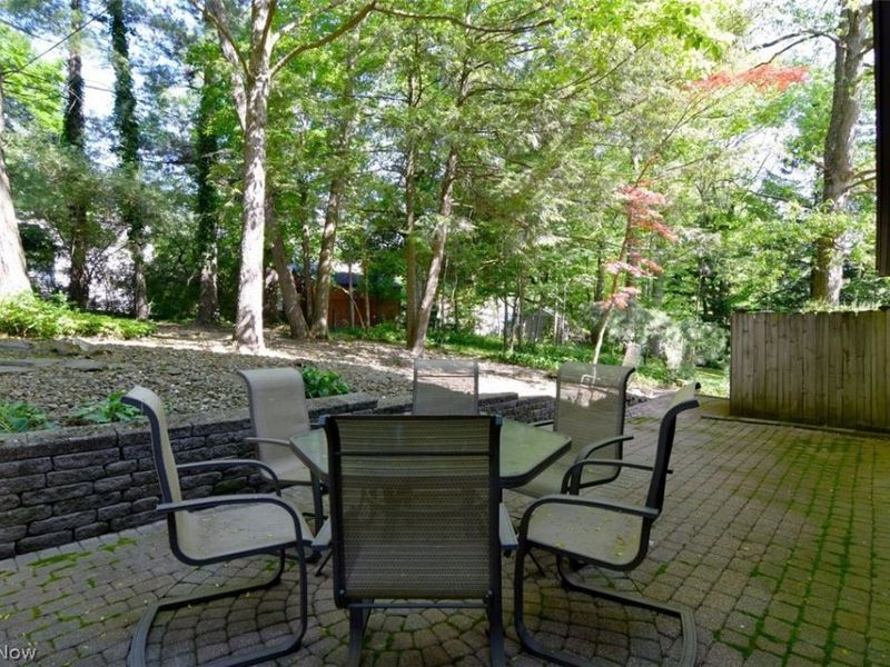 1944 Laurel Hill Drive , South Euclid, OH 44121 Photo 41