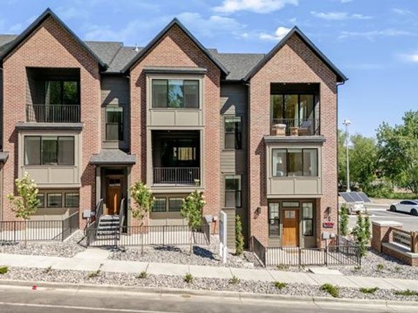 864 E BROOKSHADE LN S, Unit 105, Murray, UT 84107