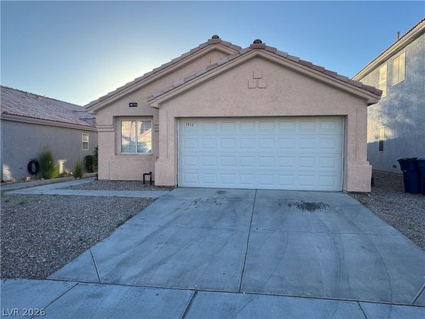 3932 Marble Mountain Street , Las Vegas, NV 89129