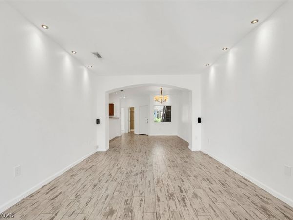 8725 W Flamingo Road, Unit 110, Las Vegas, NV 89147