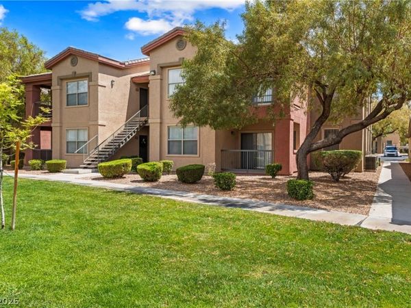 8000 Badura Avenue, Unit 1020, Las Vegas, NV 89113