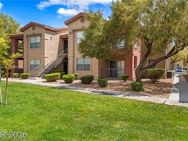 8000 Badura Avenue, Unit 1020, Las Vegas, NV 89113