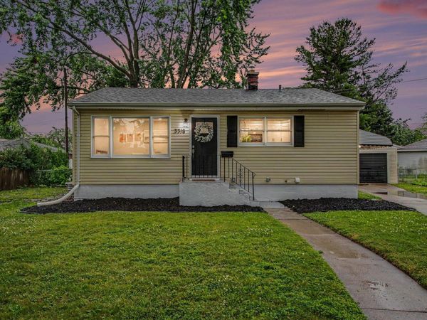 3318 North Drive , Highland, IN 46322