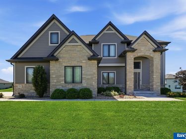 7821 S 97th Bay, Lincoln, NE 68526