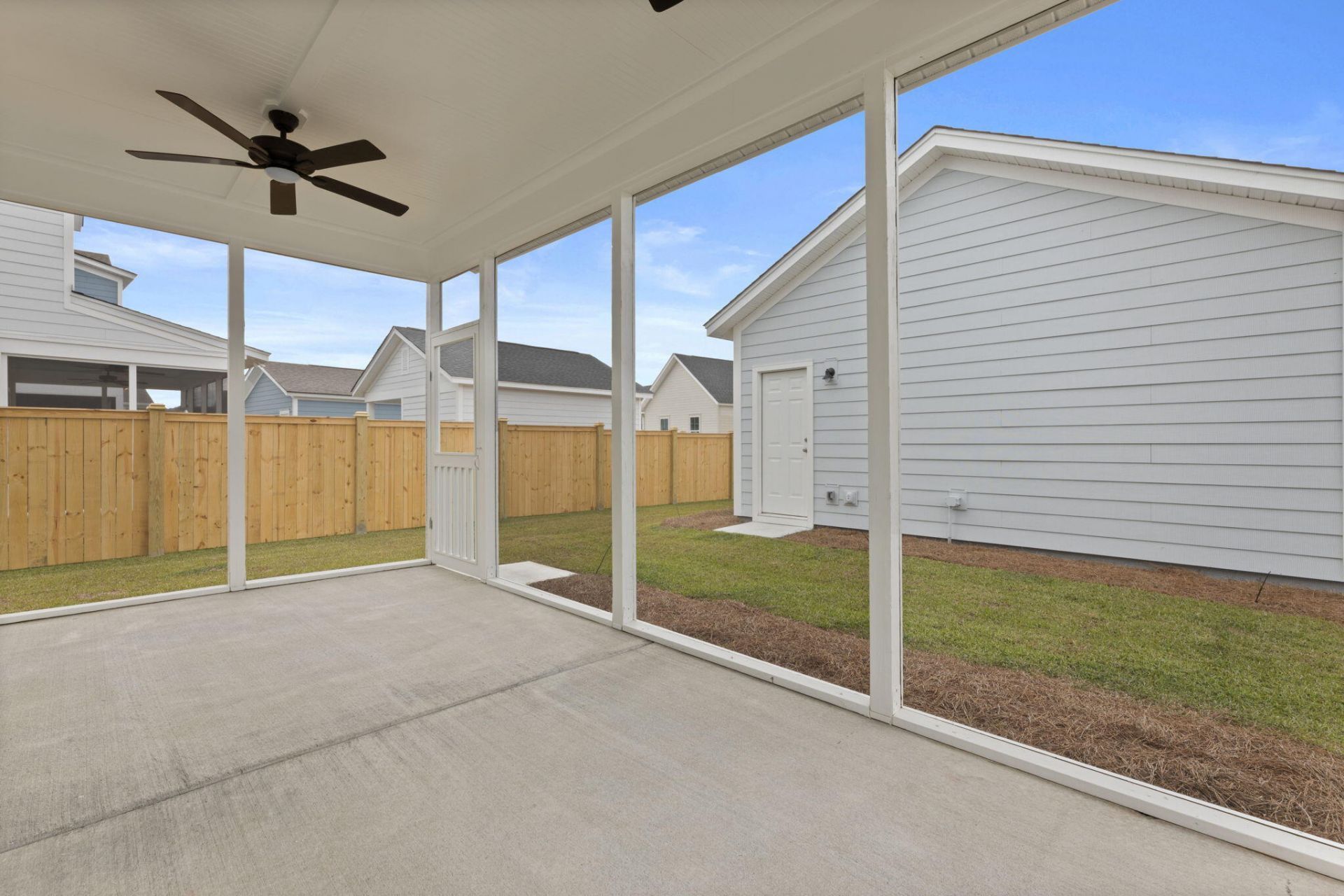 543 Rhythm Street Photo 22