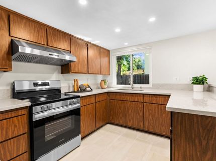 8940 Red Leaf Way, Sacramento, CA 95826 Photo