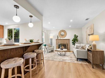 8940 Red Leaf Way, Sacramento, CA 95826 Photo