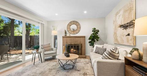 8940 Red Leaf Way, Sacramento, CA 95826 Photo