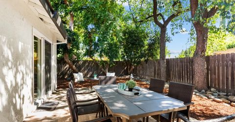 8940 Red Leaf Way, Sacramento, CA 95826 Photo