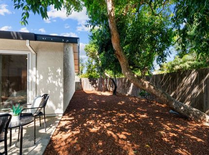 8940 Red Leaf Way, Sacramento, CA 95826 Photo
