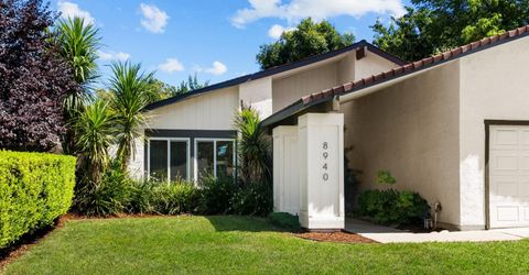 8940 Red Leaf Way, Sacramento, CA 95826 Photo