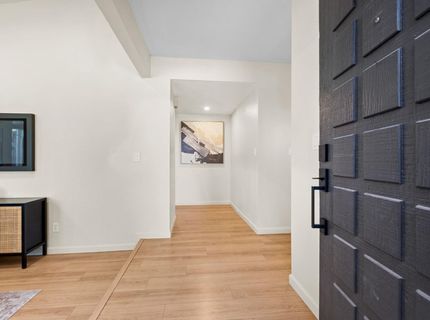 8940 Red Leaf Way, Sacramento, CA 95826 Photo