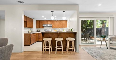 8940 Red Leaf Way, Sacramento, CA 95826 Photo