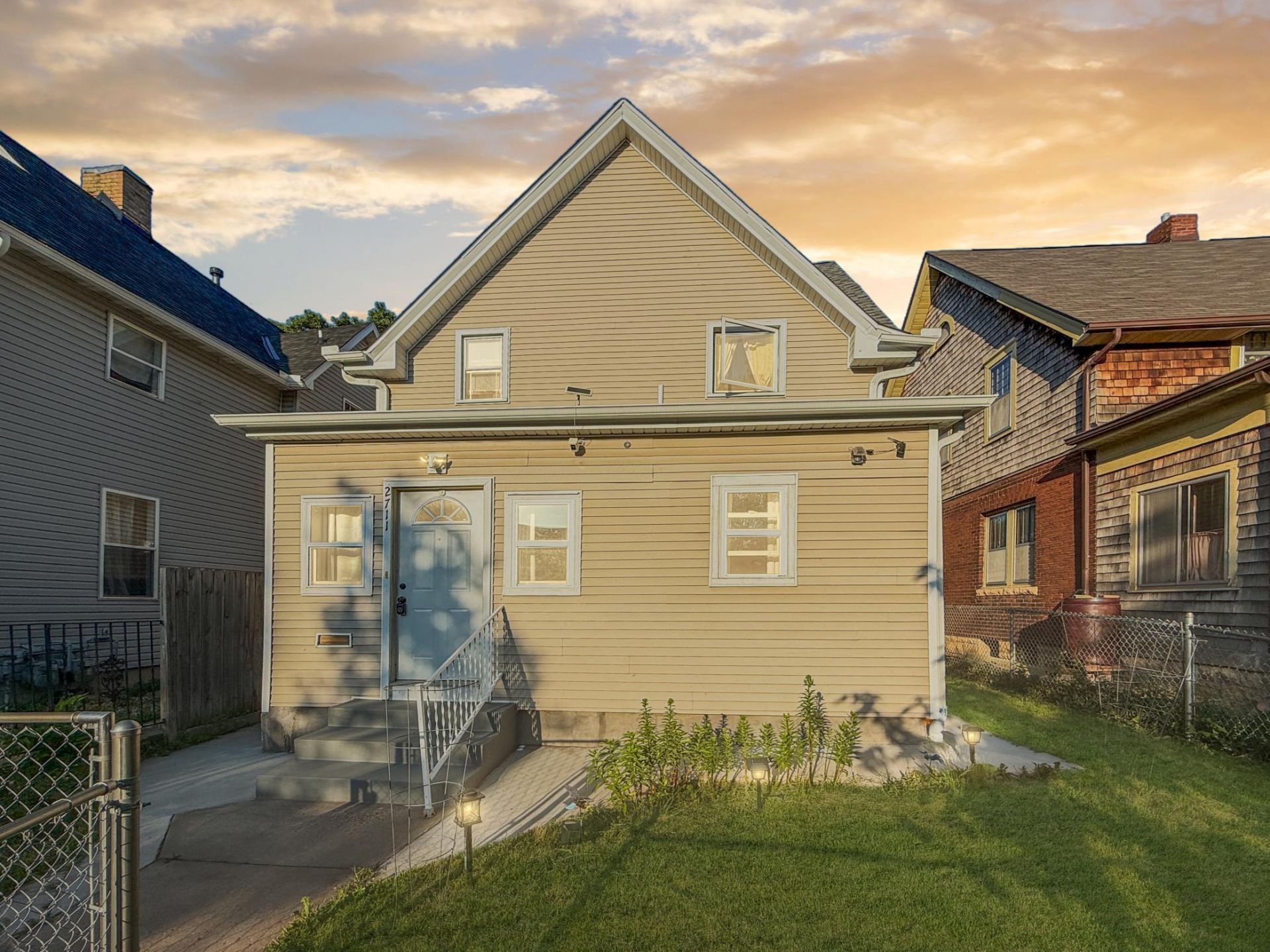 2711 14th Avenue S, Minneapolis, MN 55407