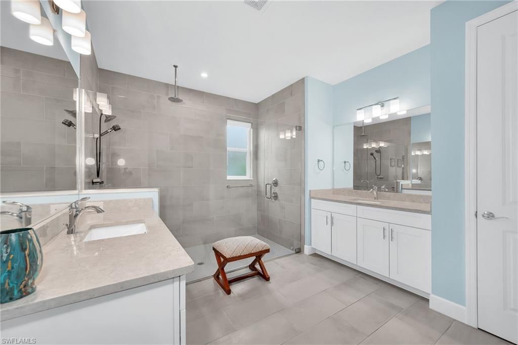 2078 Grove Dr, Naples, FL 34120 Photo