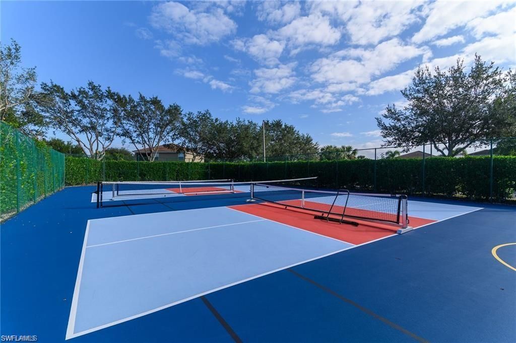 2078 Grove Dr, Naples, FL 34120 Photo