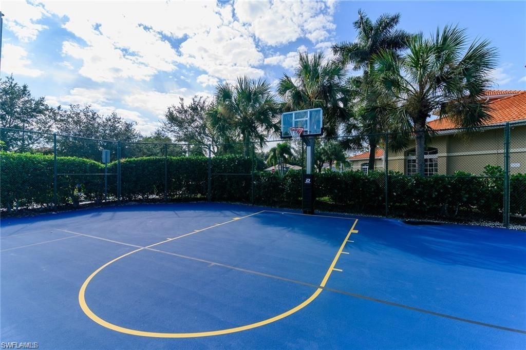 2078 Grove Dr, Naples, FL 34120 Photo
