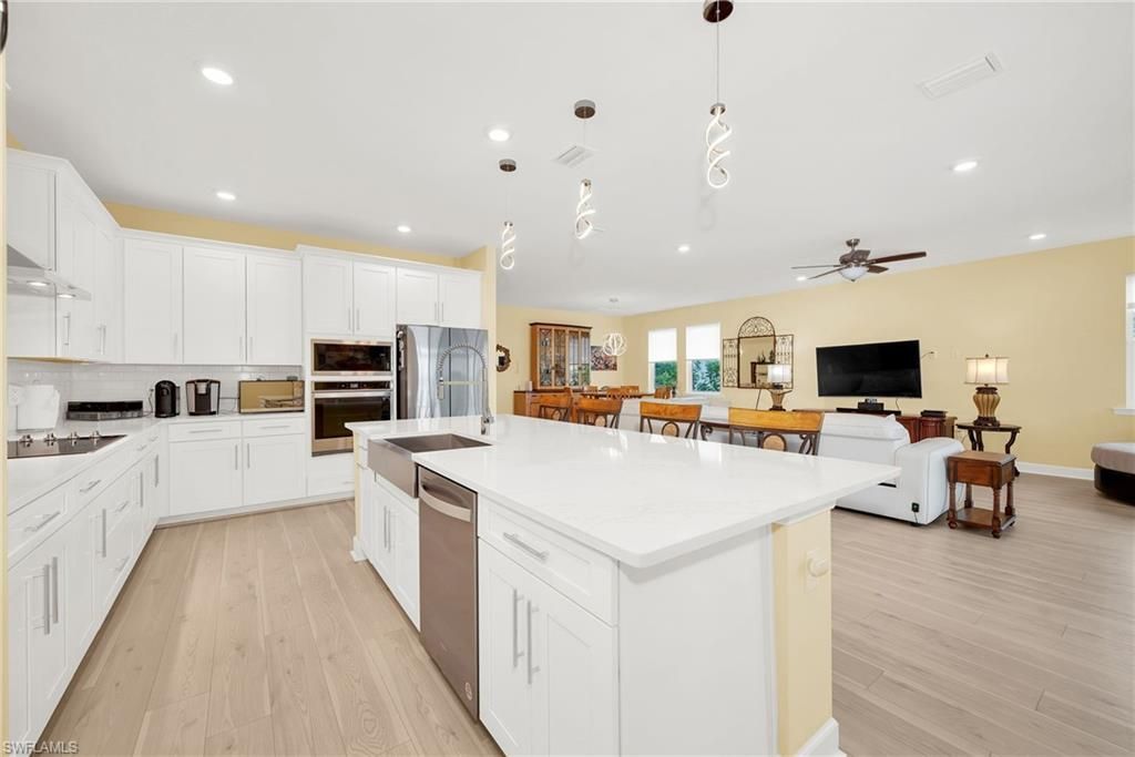 2078 Grove Dr, Naples, FL 34120 Photo