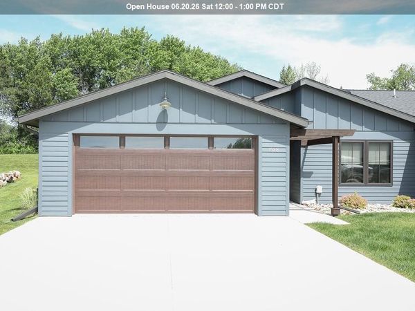 1528 Blaine's Way , Spirit Lake, IA 51360
